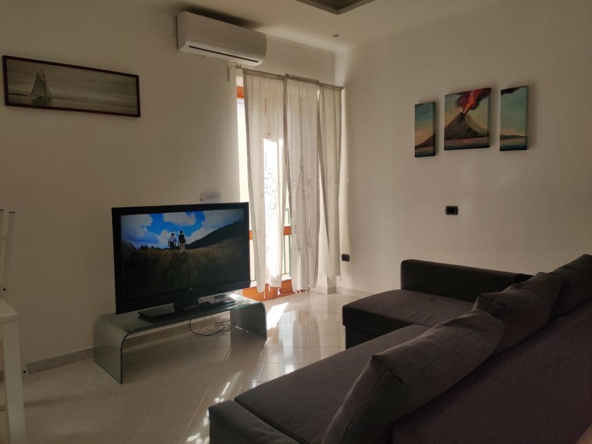Apartamento La Casa Di Giu Pozzuoli Exterior foto